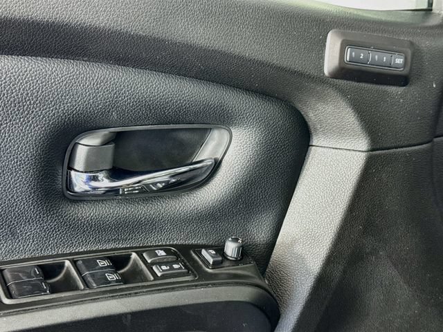 Used 2024 Nissan Titan PRO-4X w/ Pro-4x Convenience Package AWD/4WD image 22