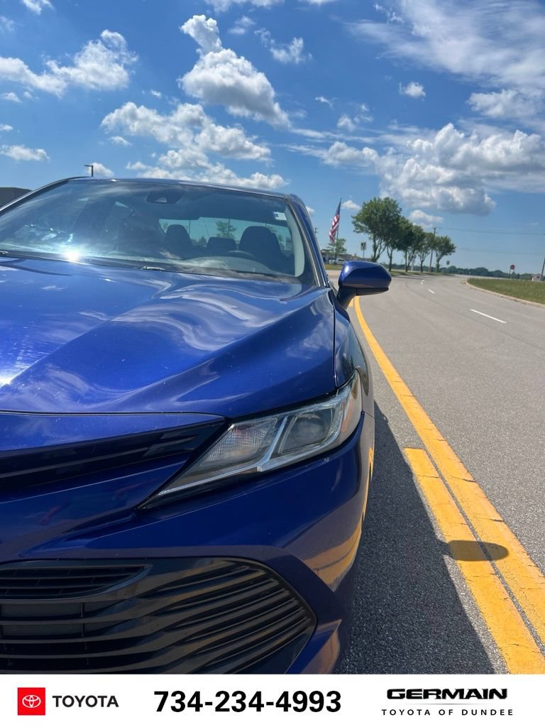 Used 2018 Toyota Camry LE FWD image 12