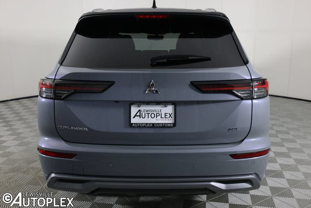 Used 2025 Mitsubishi Outlander SEL FWD image 6