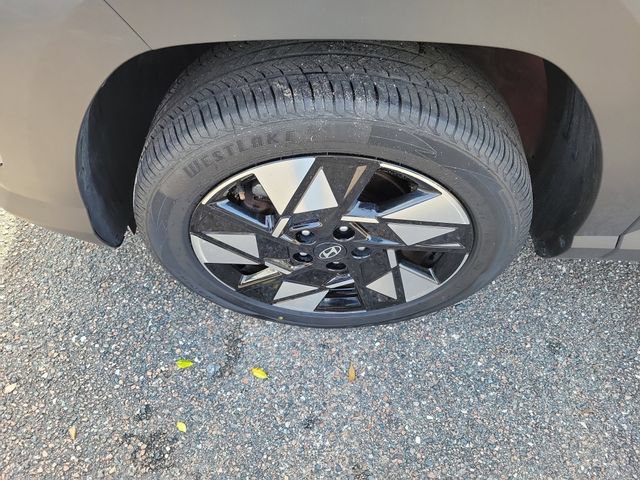 Used 2024 Hyundai Kona SEL AWD/4WD image 6