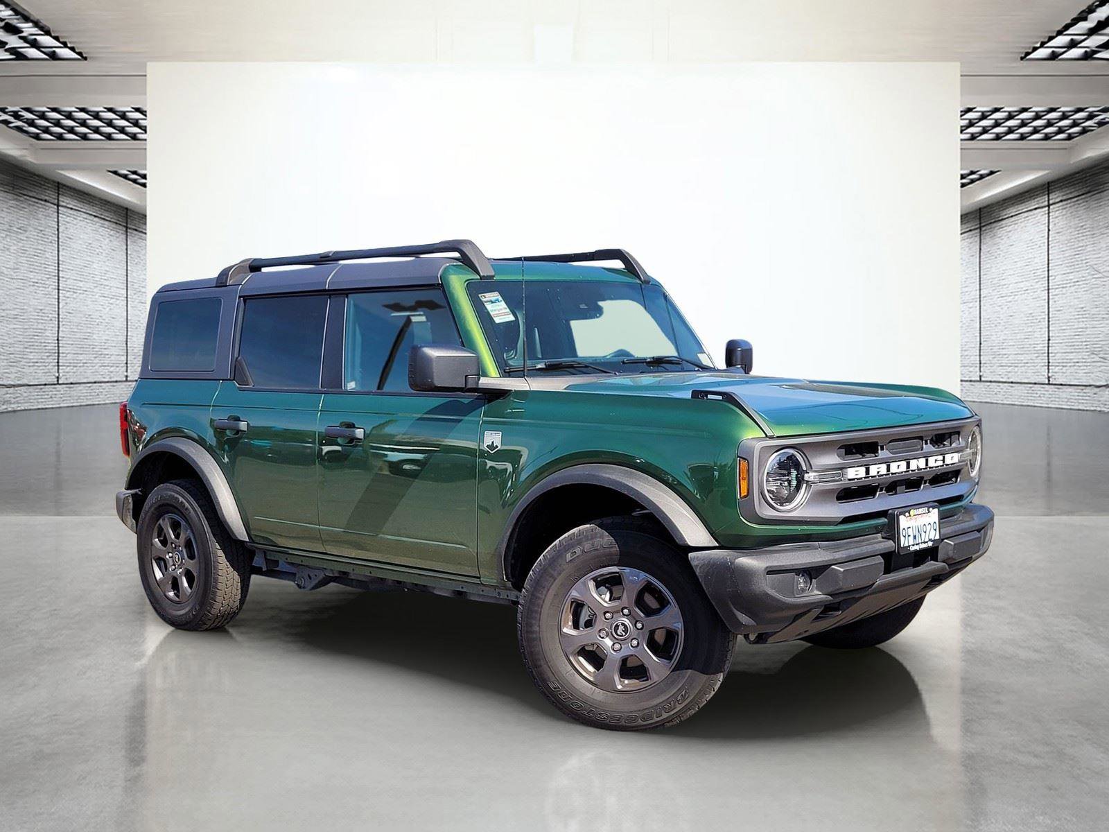 Used 2023 Ford Bronco Big Bend image 2