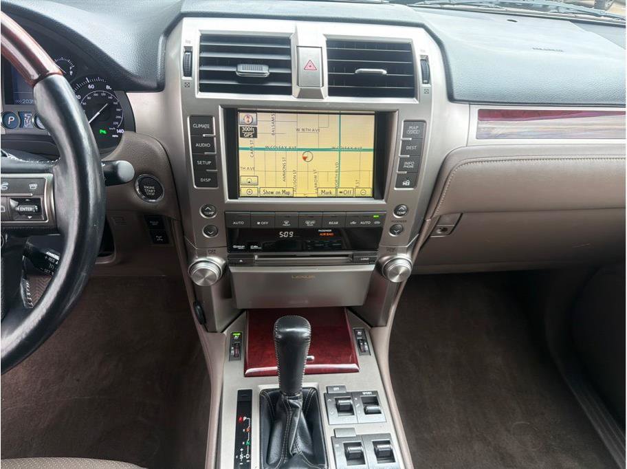 Used 2011 Lexus GX 460 Premium AWD/4WD image 17