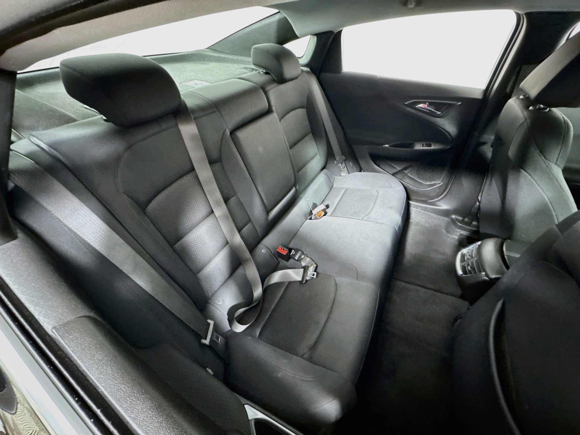 Used 2025 Chevrolet Malibu LT FWD image 26