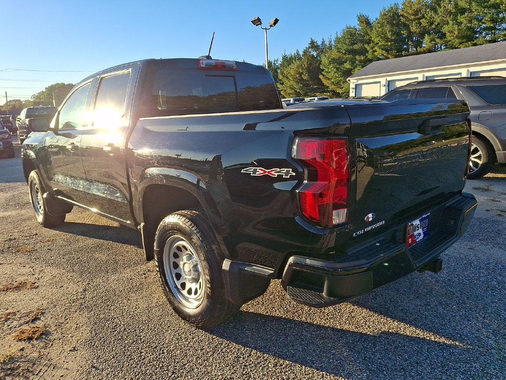 Used 2023 Chevrolet Colorado W/T w/ LPO, Pro Essentials Package AWD/4WD image 6