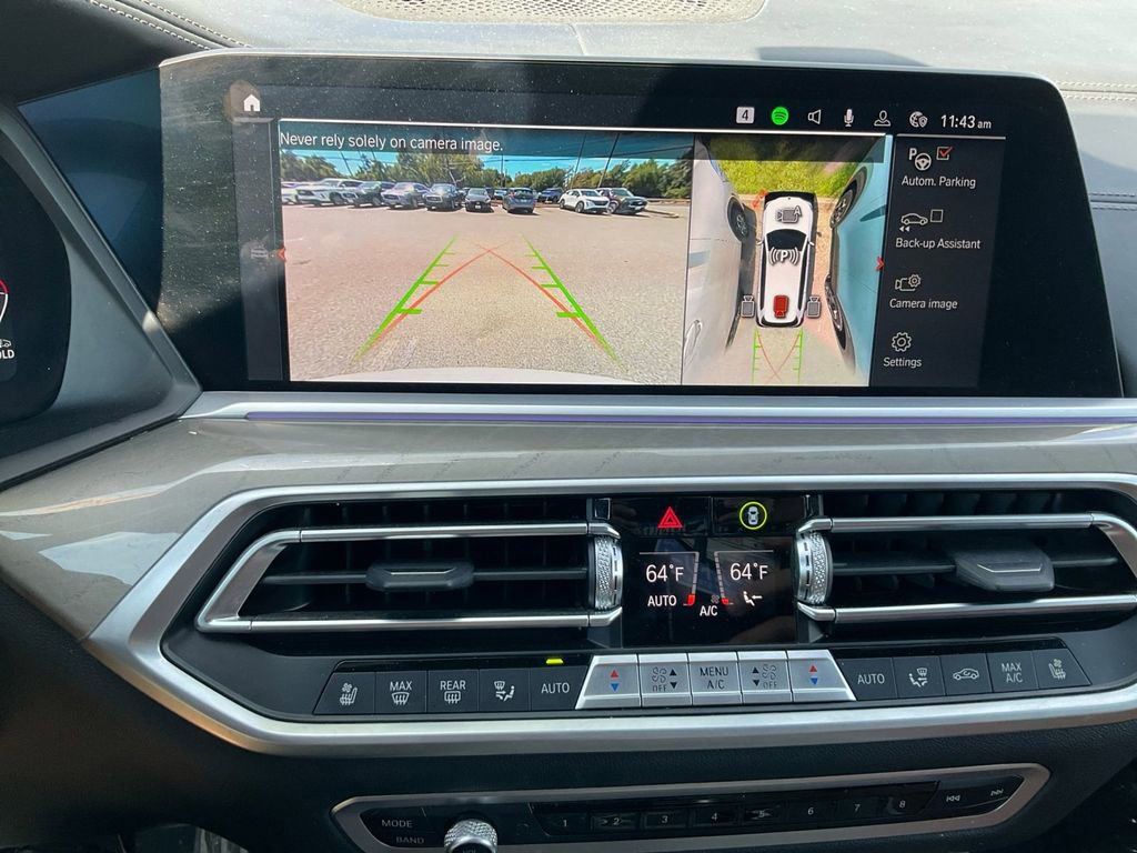 Used 2021 BMW X7 xDrive40i w/ M Sport Package image 21