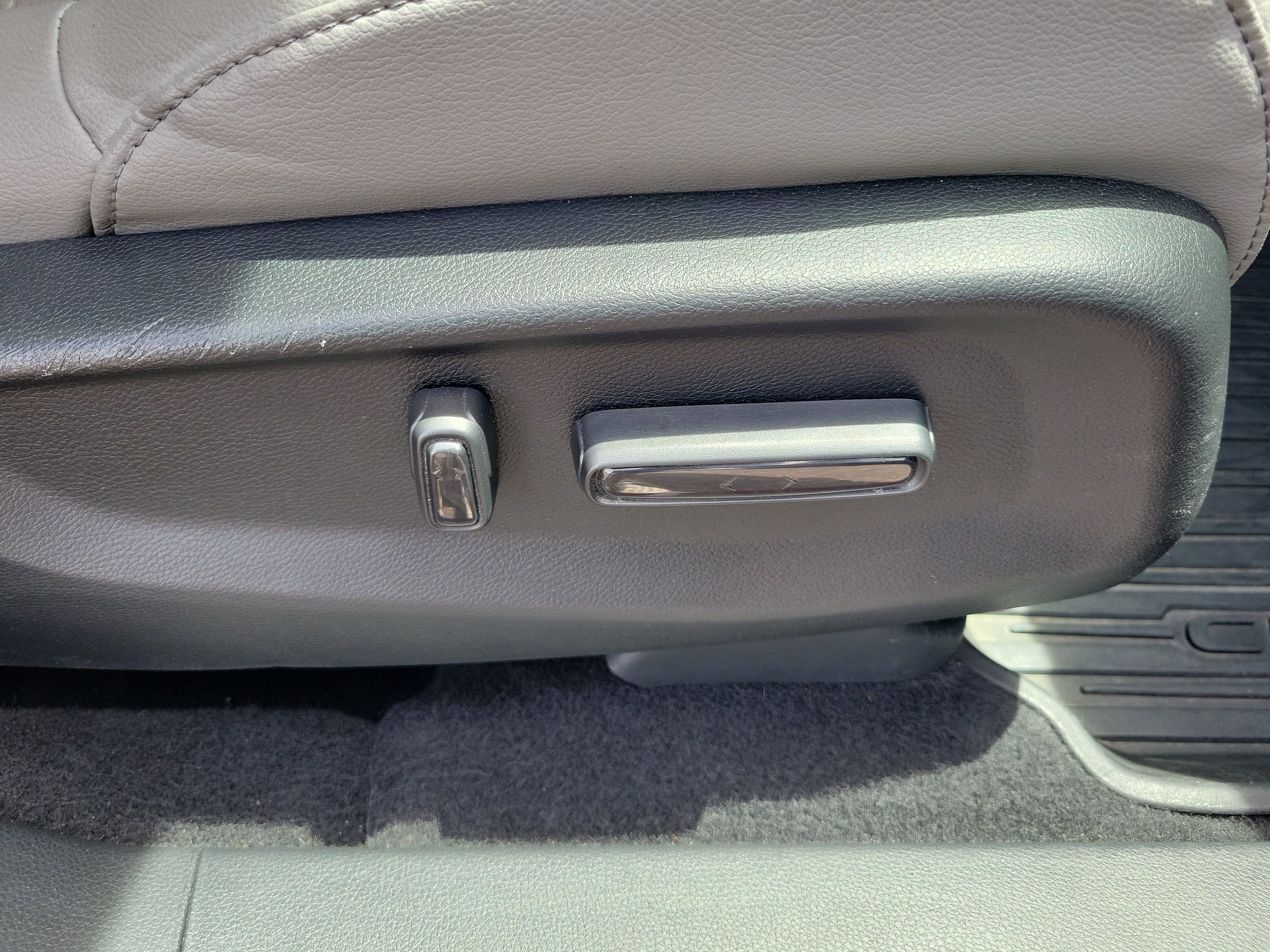 Used 2019 Honda CR-V Touring image 20