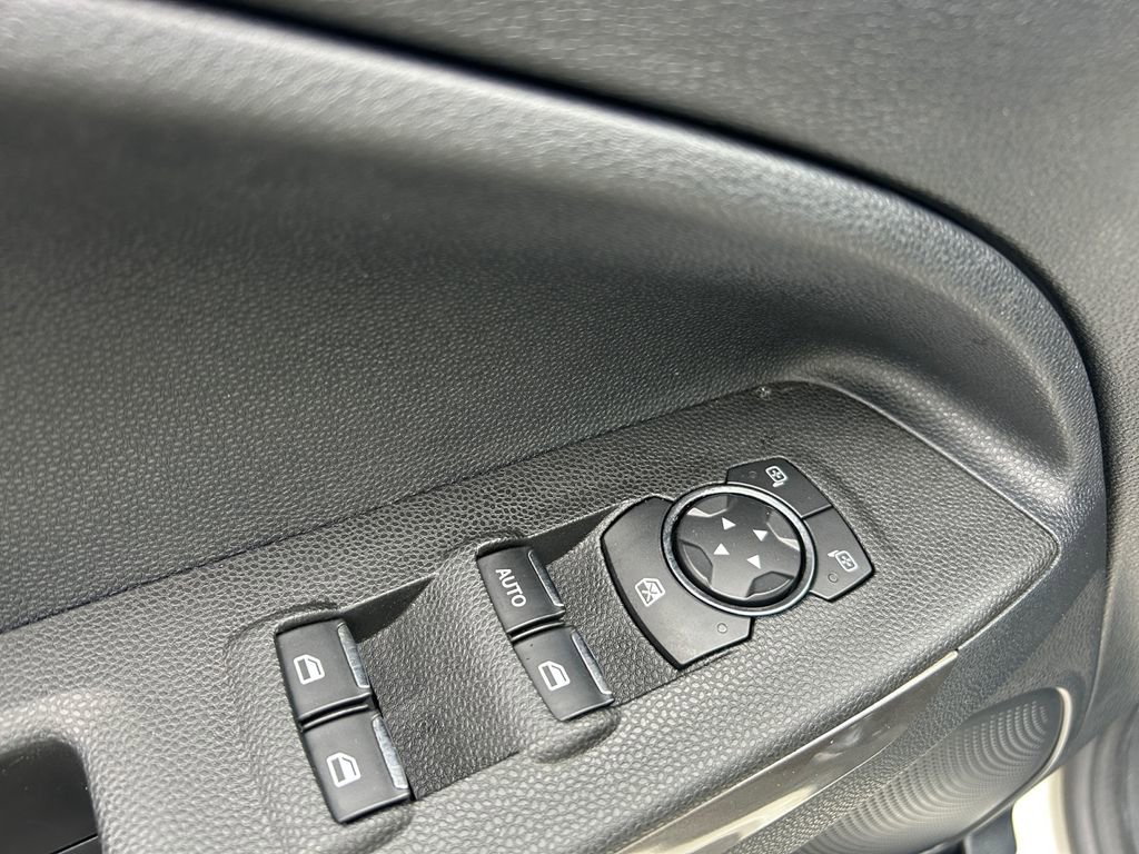 Used 2020 Ford EcoSport SE FWD image 22