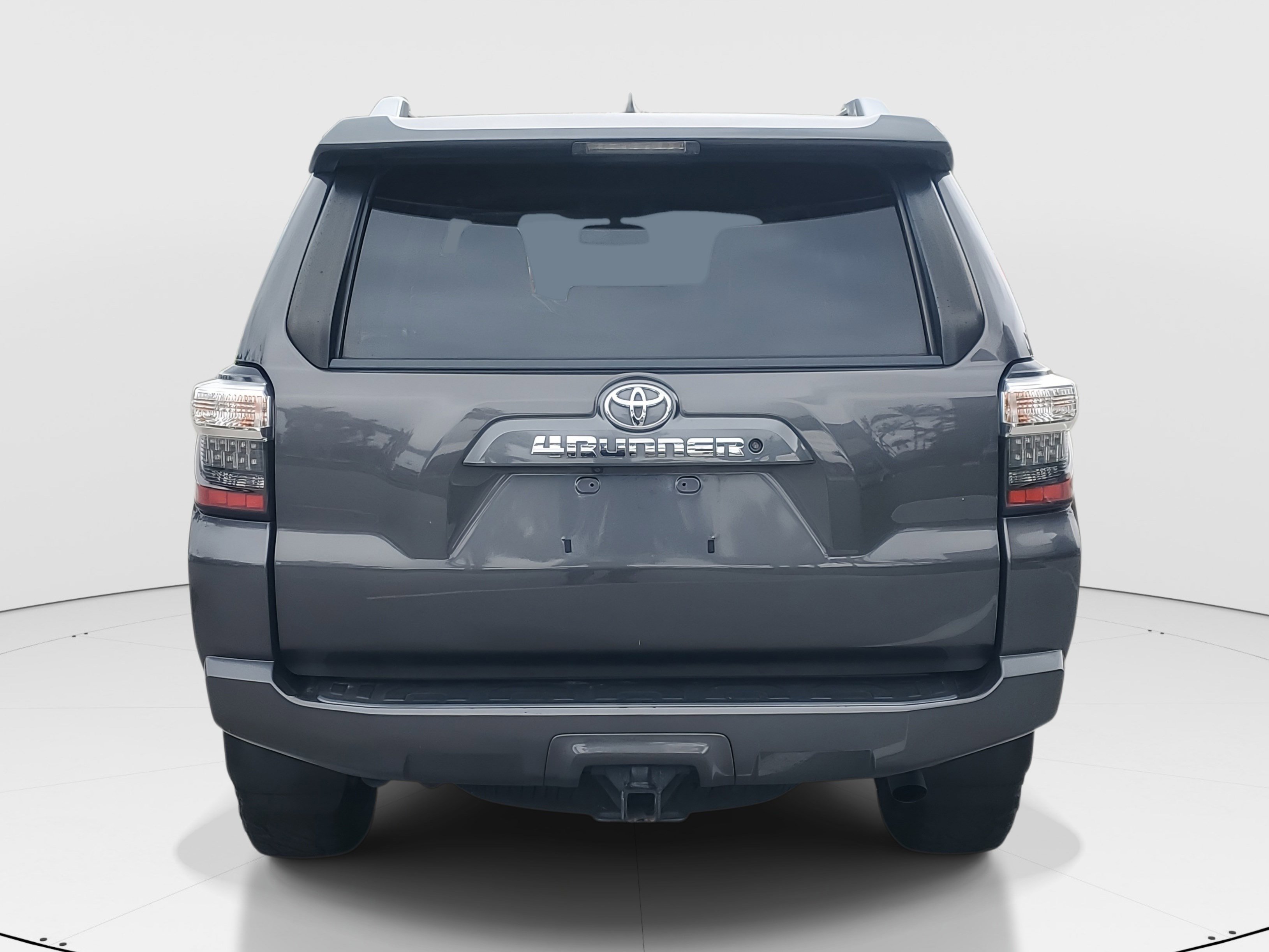 Used 2018 Toyota 4Runner 4WD image 6