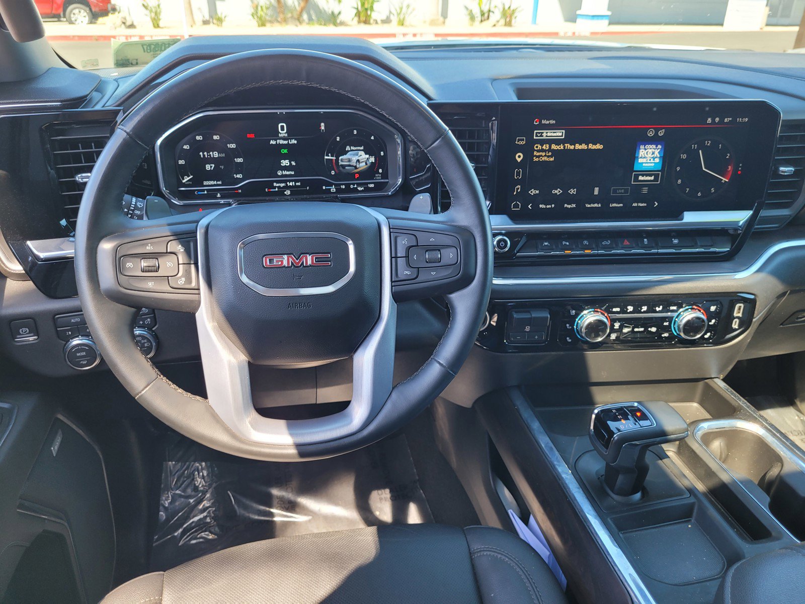 Used 2023 GMC Sierra 1500 SLT w/ SLT Premium Plus Package image 17