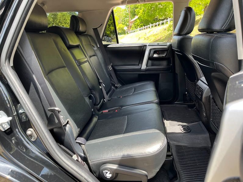 Used 2018 Toyota 4Runner Limited AWD/4WD image 39