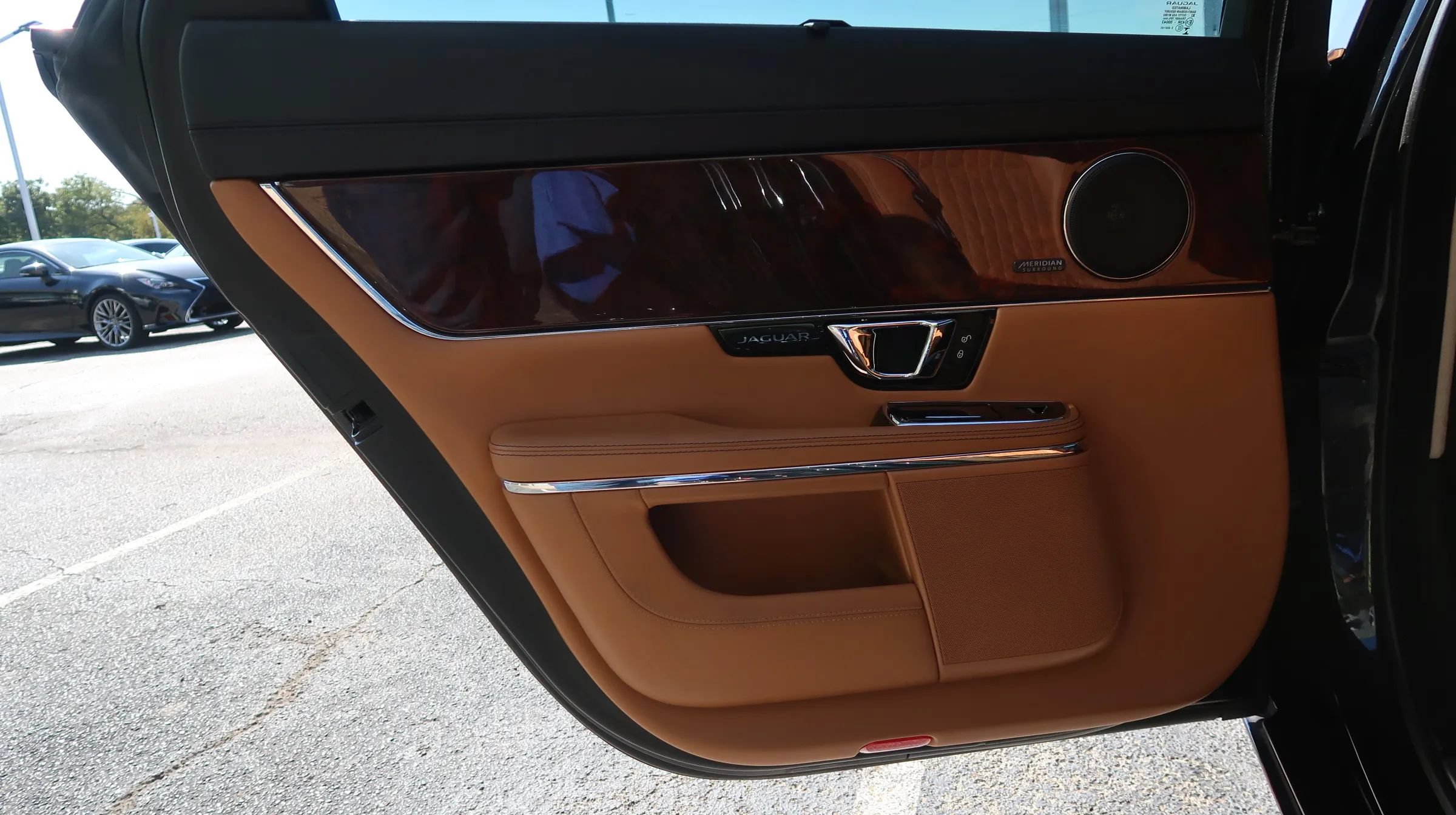 Used 2017 Jaguar XJ L Portfolio AWD/4WD image 49