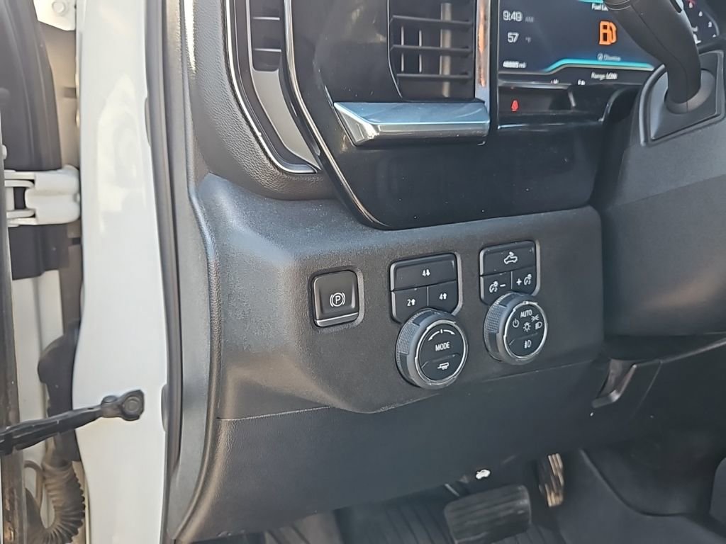 Used 2024 Chevrolet Silverado 2500 LT image 18