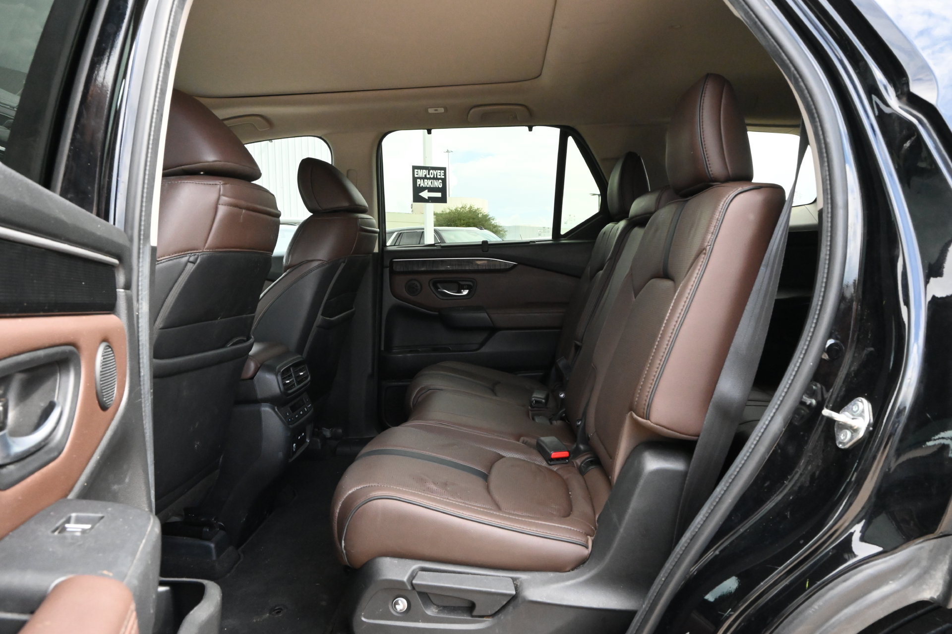 Used 2024 Honda Pilot Elite image 19