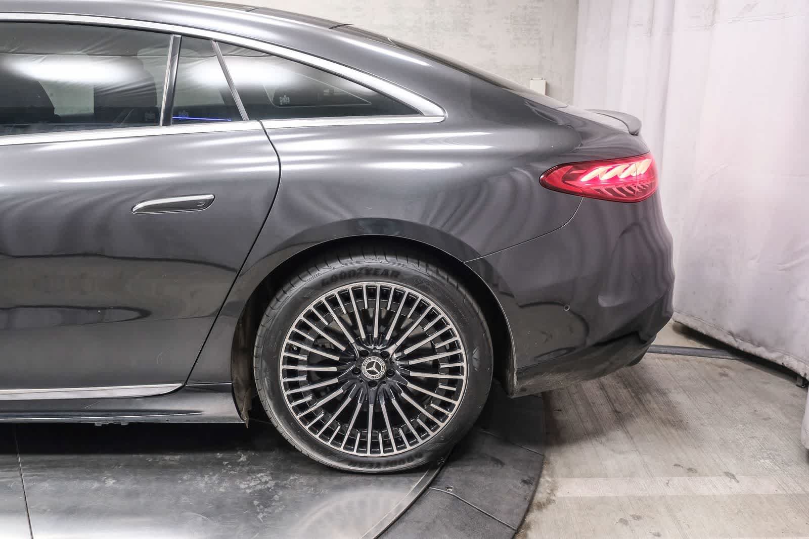 Certified 2023 Mercedes-Benz EQS 580 4MATIC Sedan image 8