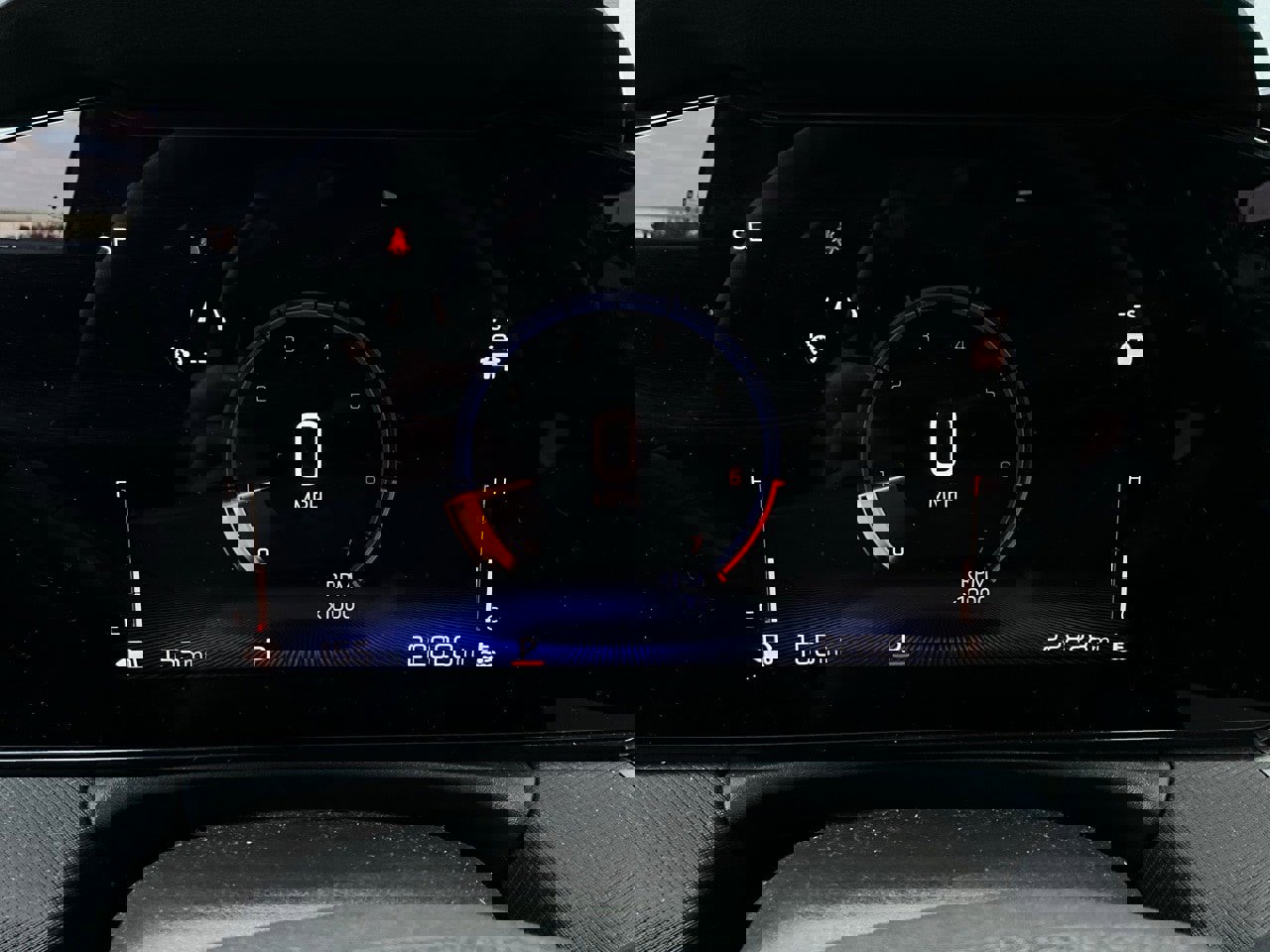 Used 2025 Chevrolet TrailBlazer LT image 35