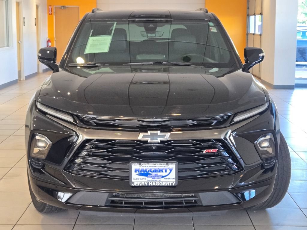 Certified 2024 Chevrolet Blazer RS w/ Driver Confidence II Package AWD/4WD image 3