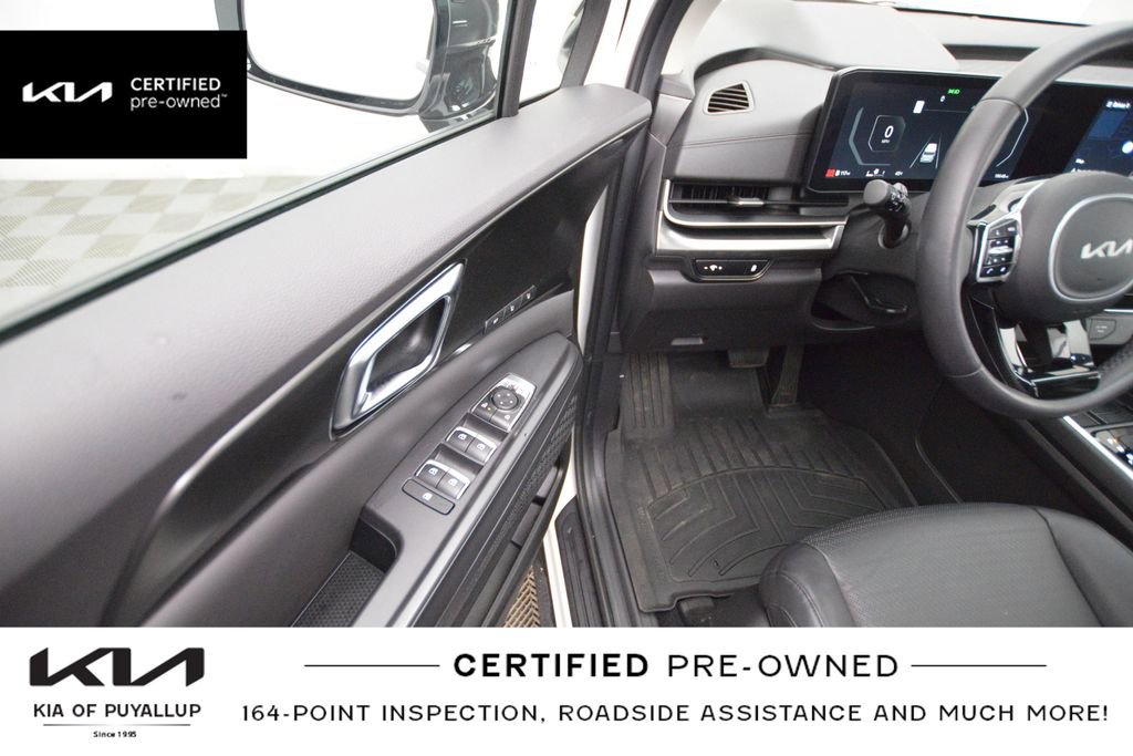 Certified 2025 Kia Carnival SX Prestige image 28