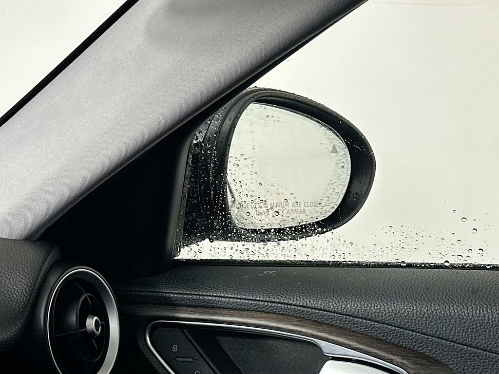 Used 2020 Alfa Romeo Giulia Ti w/ Active Blind Spot Package image 24