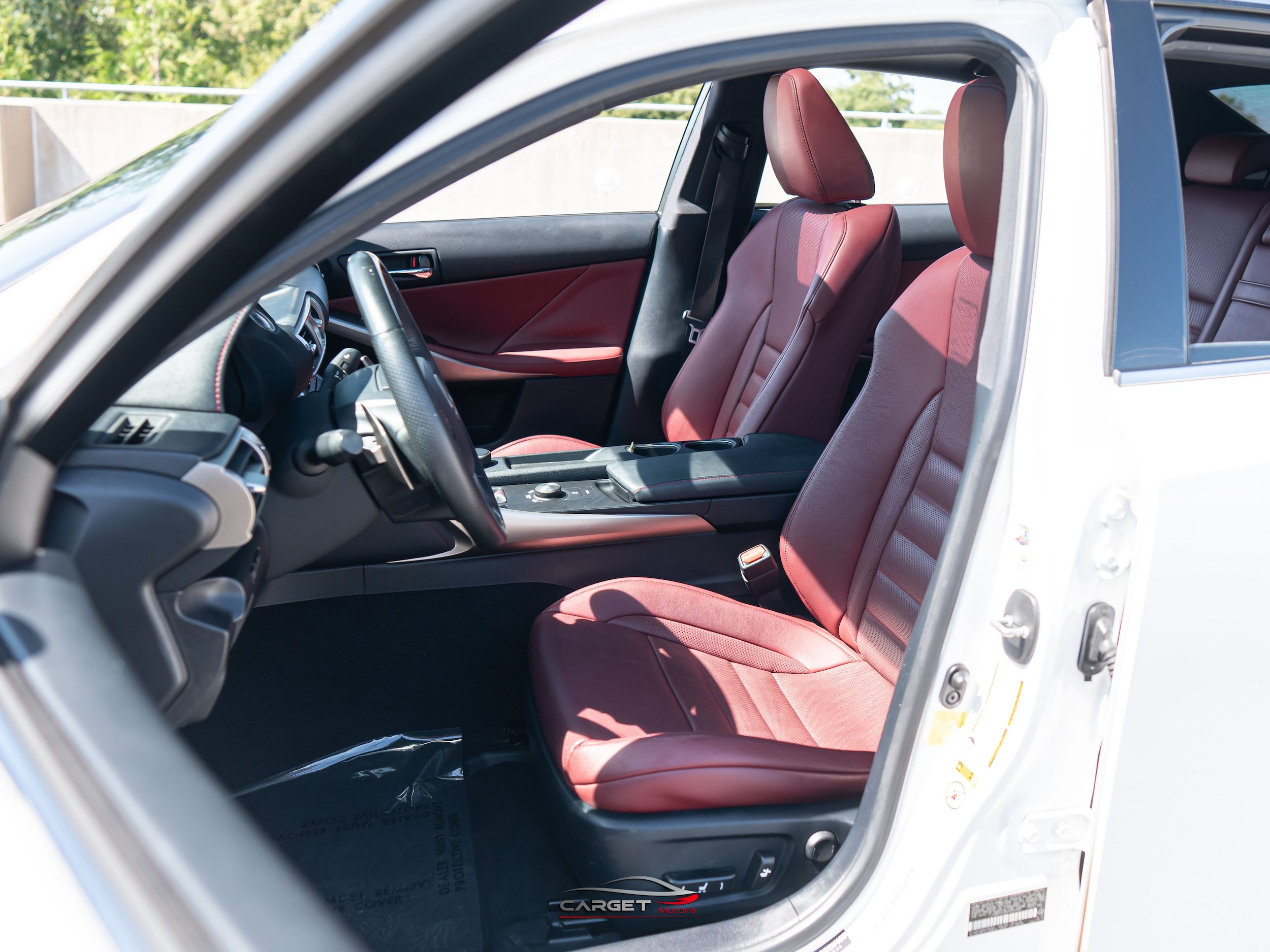 Used 2016 Lexus IS 200t w/ F Sport Package RWD image 16