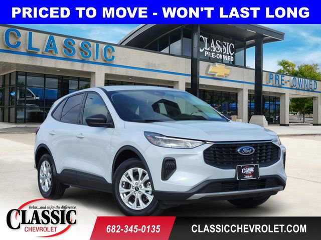Used 2025 Ford Escape Active FWD image 1