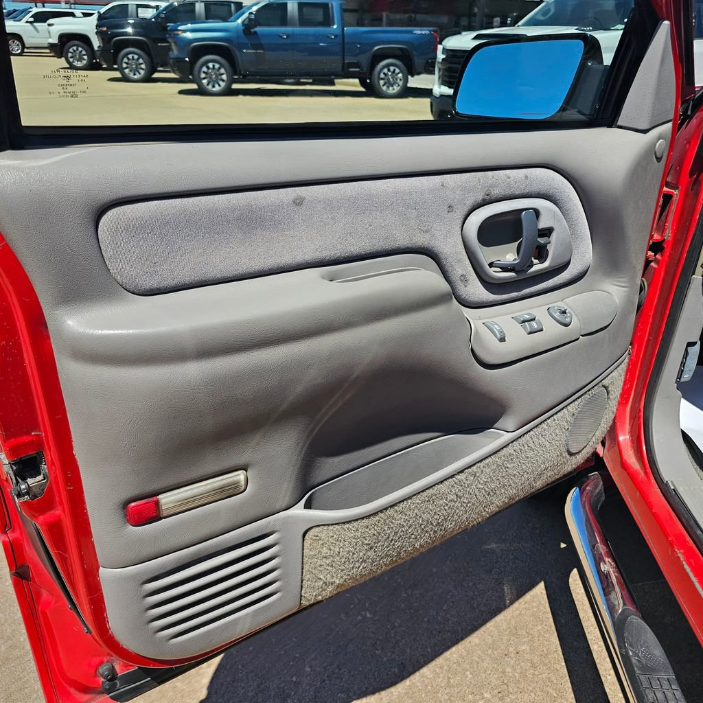 Used 1997 Chevrolet Tahoe 4WD 2-Door w/ Preferred Equipment Group 2 image 39