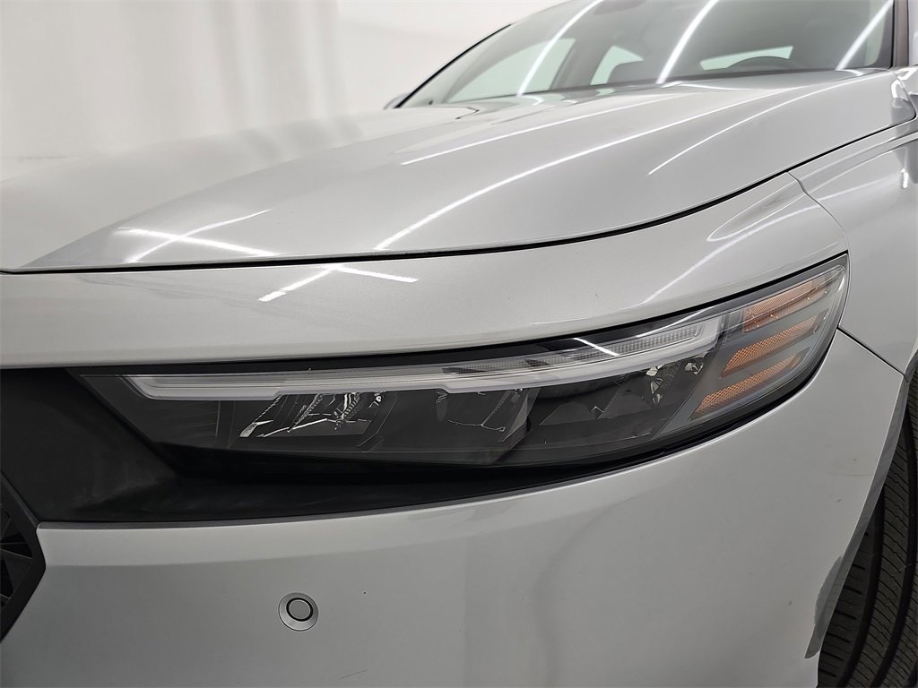 Used 2023 Honda Accord Touring image 38