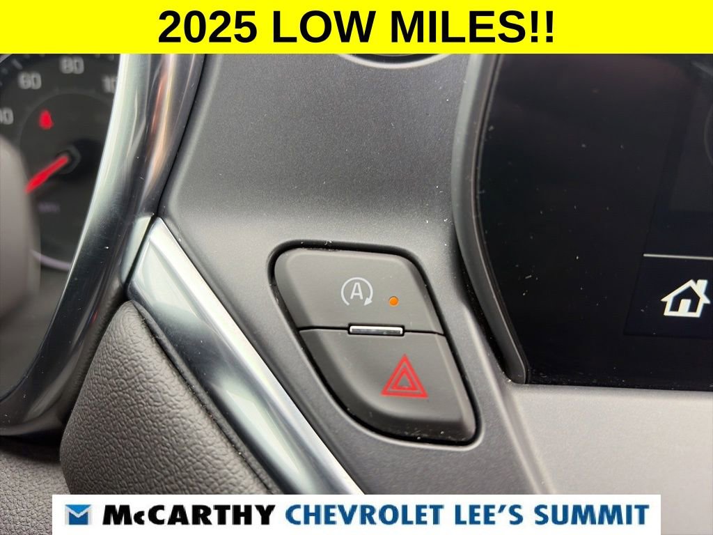 Used 2025 Chevrolet Blazer LT FWD image 30