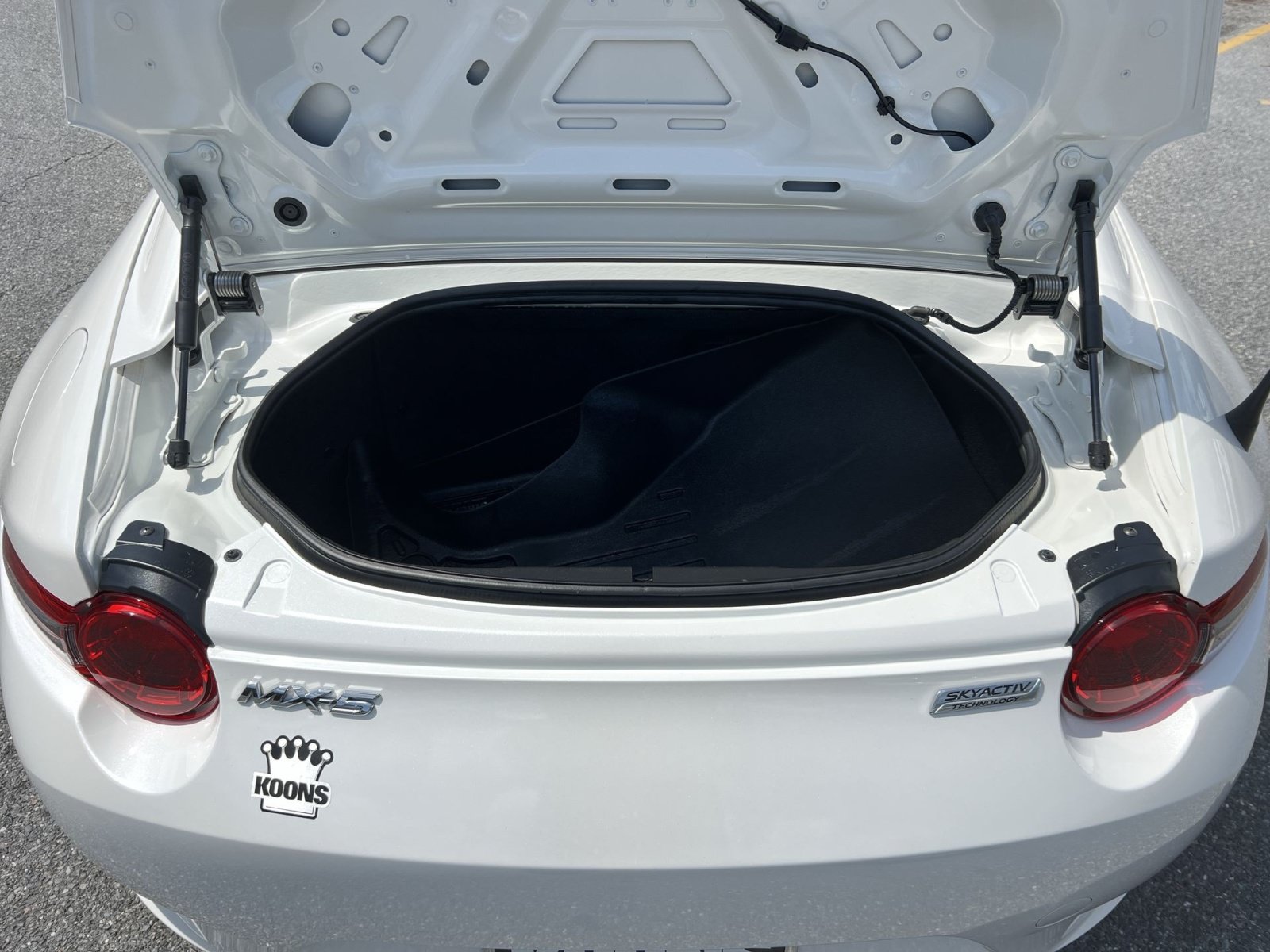 Used 2018 MAZDA MX-5 Miata RF Grand Touring RWD image 22
