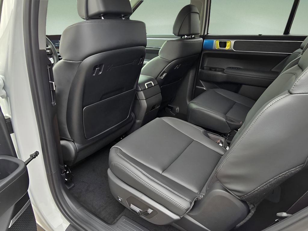 New 2026 Hyundai Santa Fe SE image 15