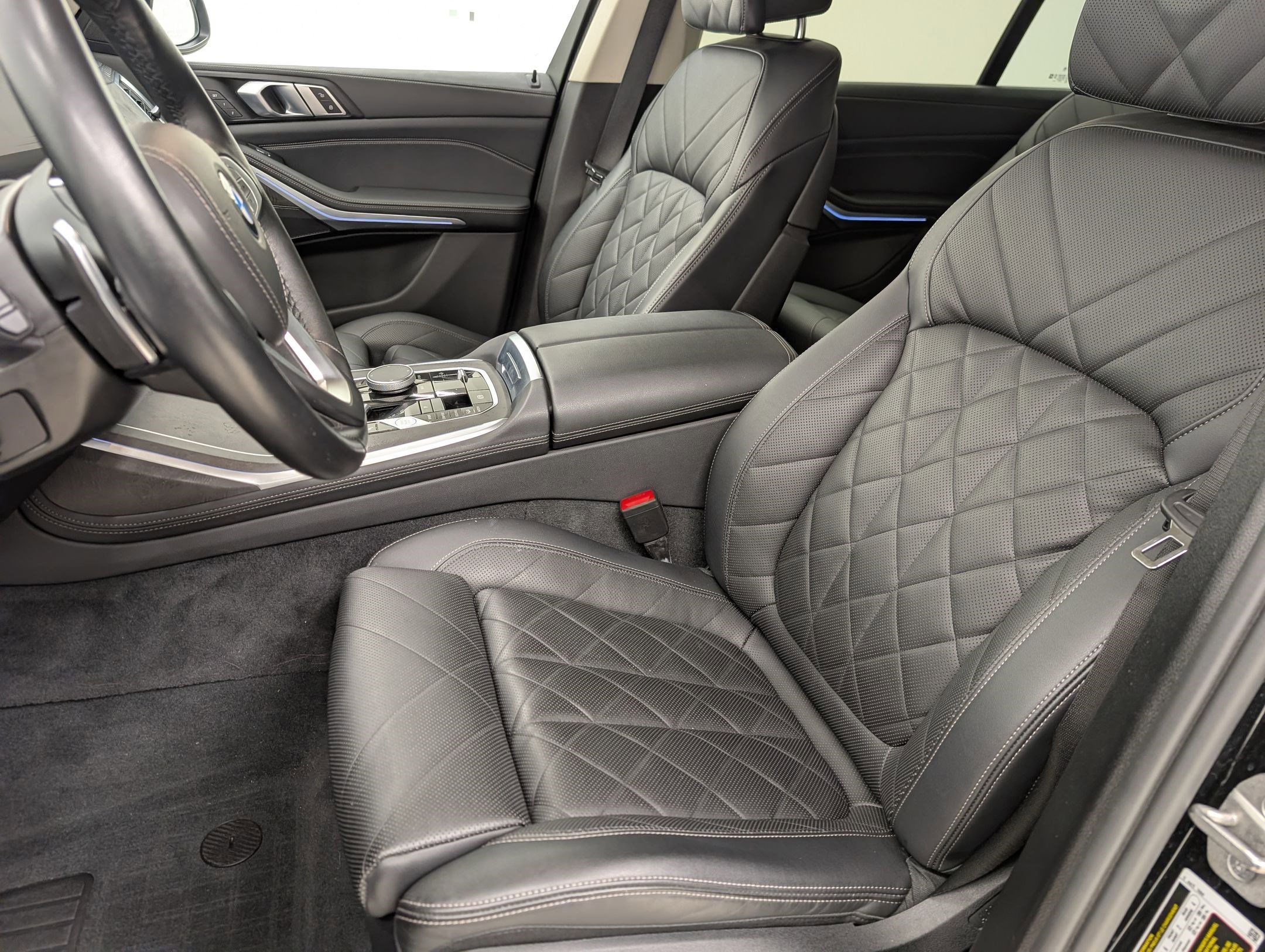 Certified 2023 BMW X7 xDrive40i image 5