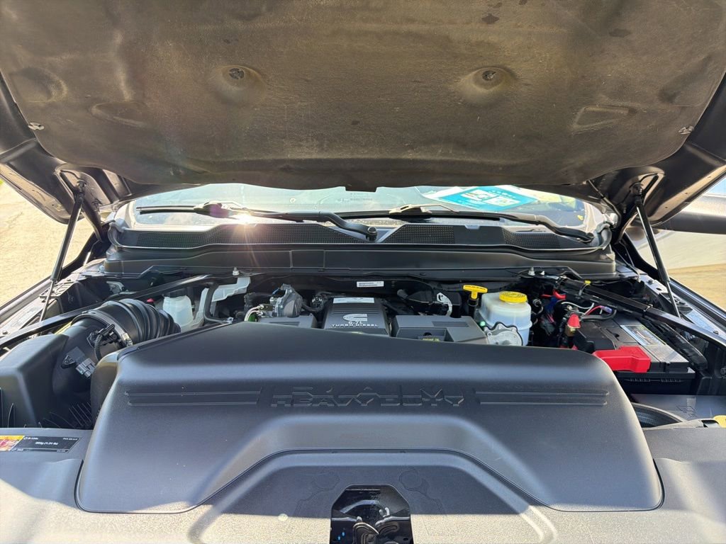 Used 2022 RAM 3500 Laramie AWD/4WD image 43