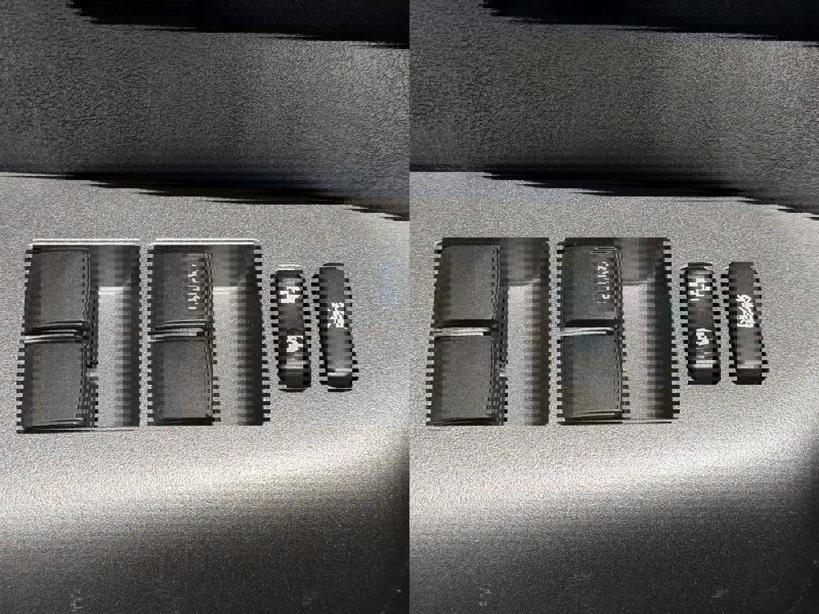 Used 2013 Toyota Tundra 2WD Double Cab w/ Tow Pkg image 14