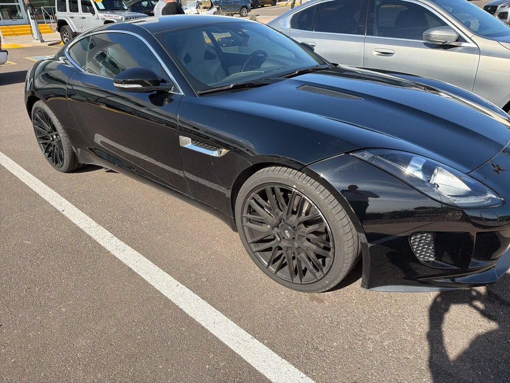 Used 2015 Jaguar F-TYPE Coupe RWD image 3