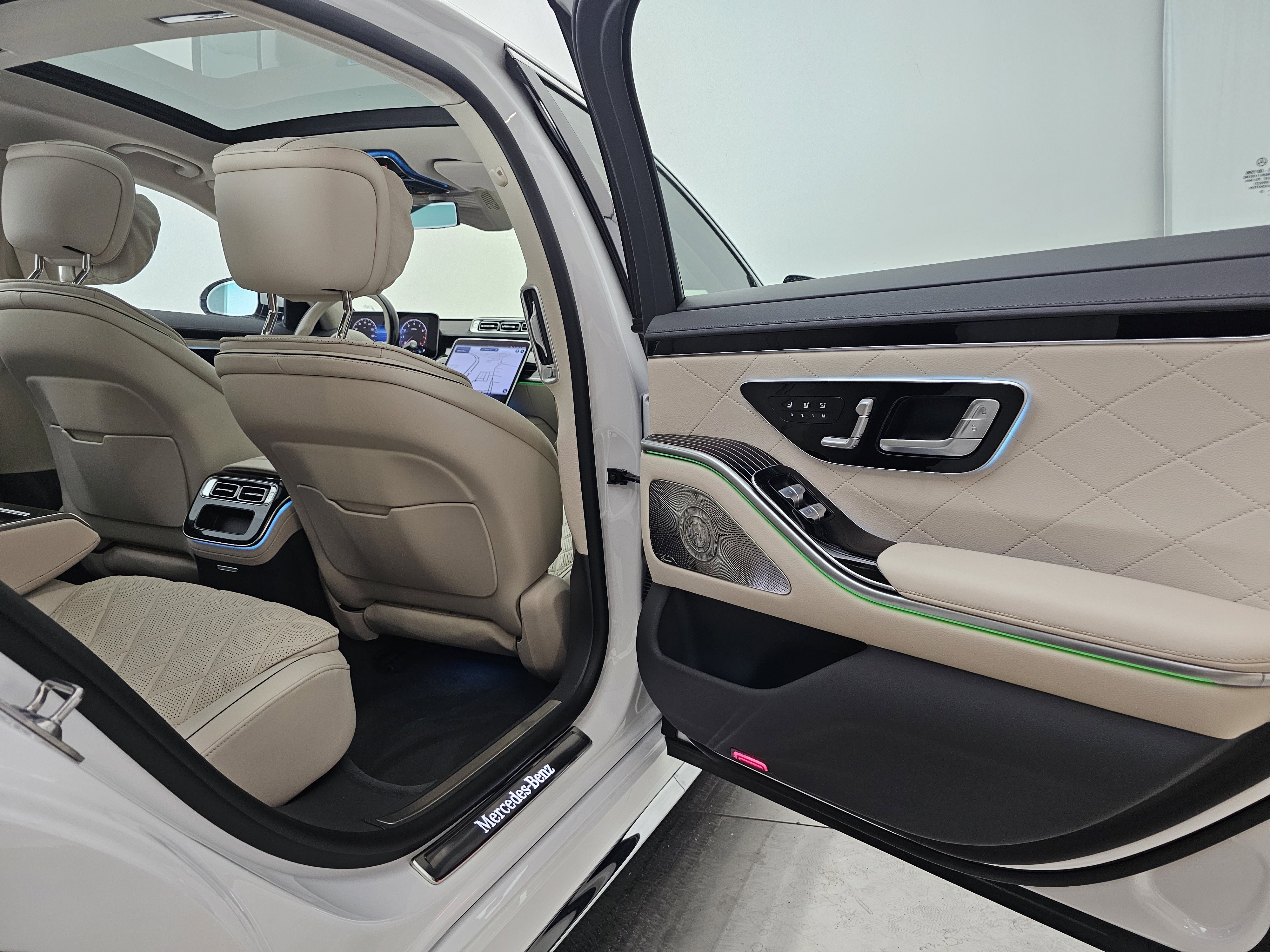 New 2026 Mercedes-Benz S 580 4MATIC Sedan image 26