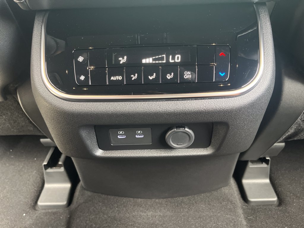 New 2026 Nissan Armada SL AWD/4WD image 28