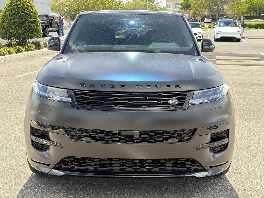 New 2026 Land Rover Range Rover Sport Dynamic SE image 8