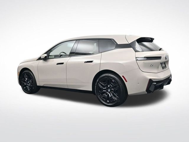 New 2026 BMW iX xDrive45 w/ M Sport Package image 7