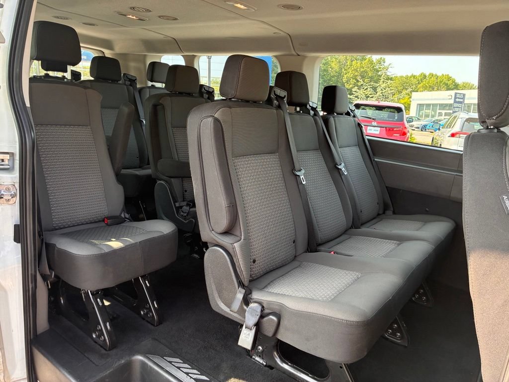 Used 2024 Ford Transit 350 XLT RWD image 22