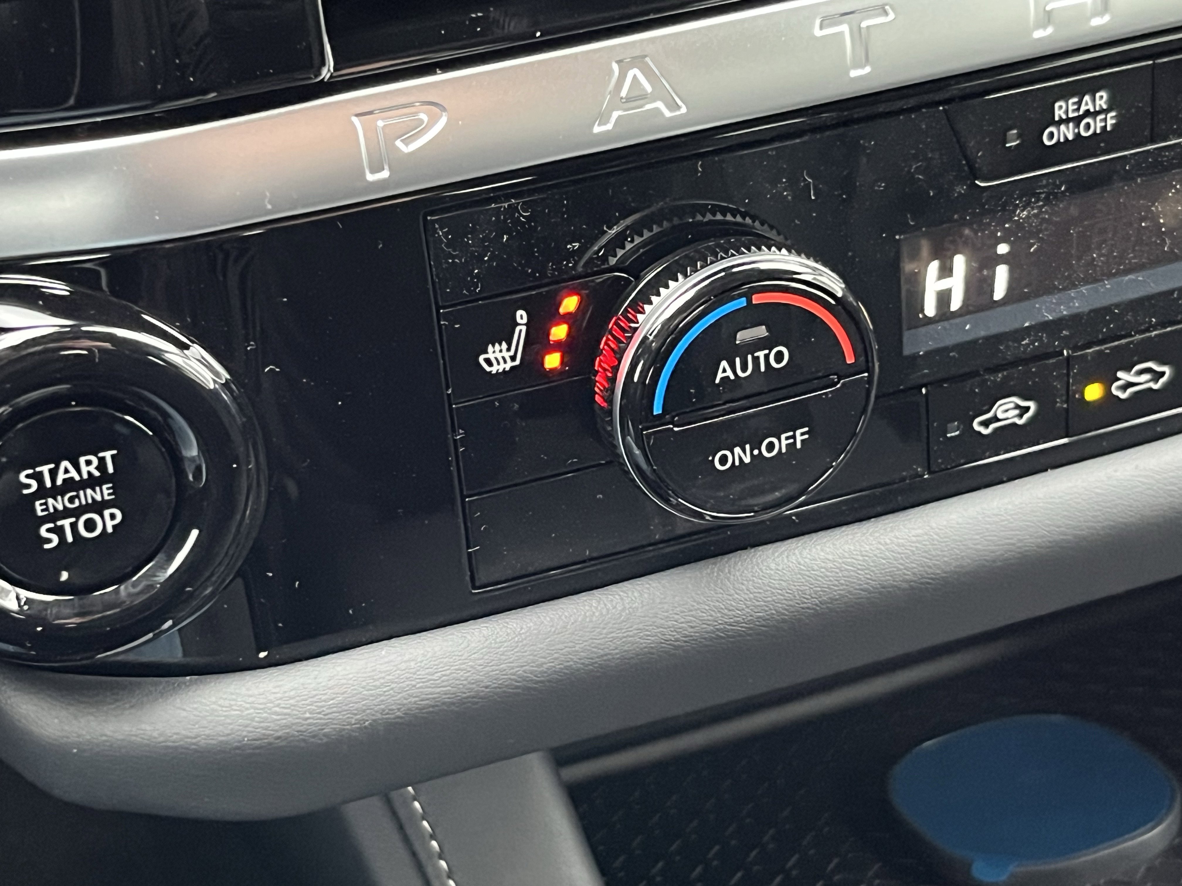 New 2026 Nissan Pathfinder SL w/ SL Premium Package image 32