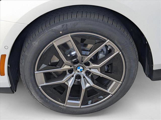Used 2026 BMW 530i xDrive w/ Premium Package image 9