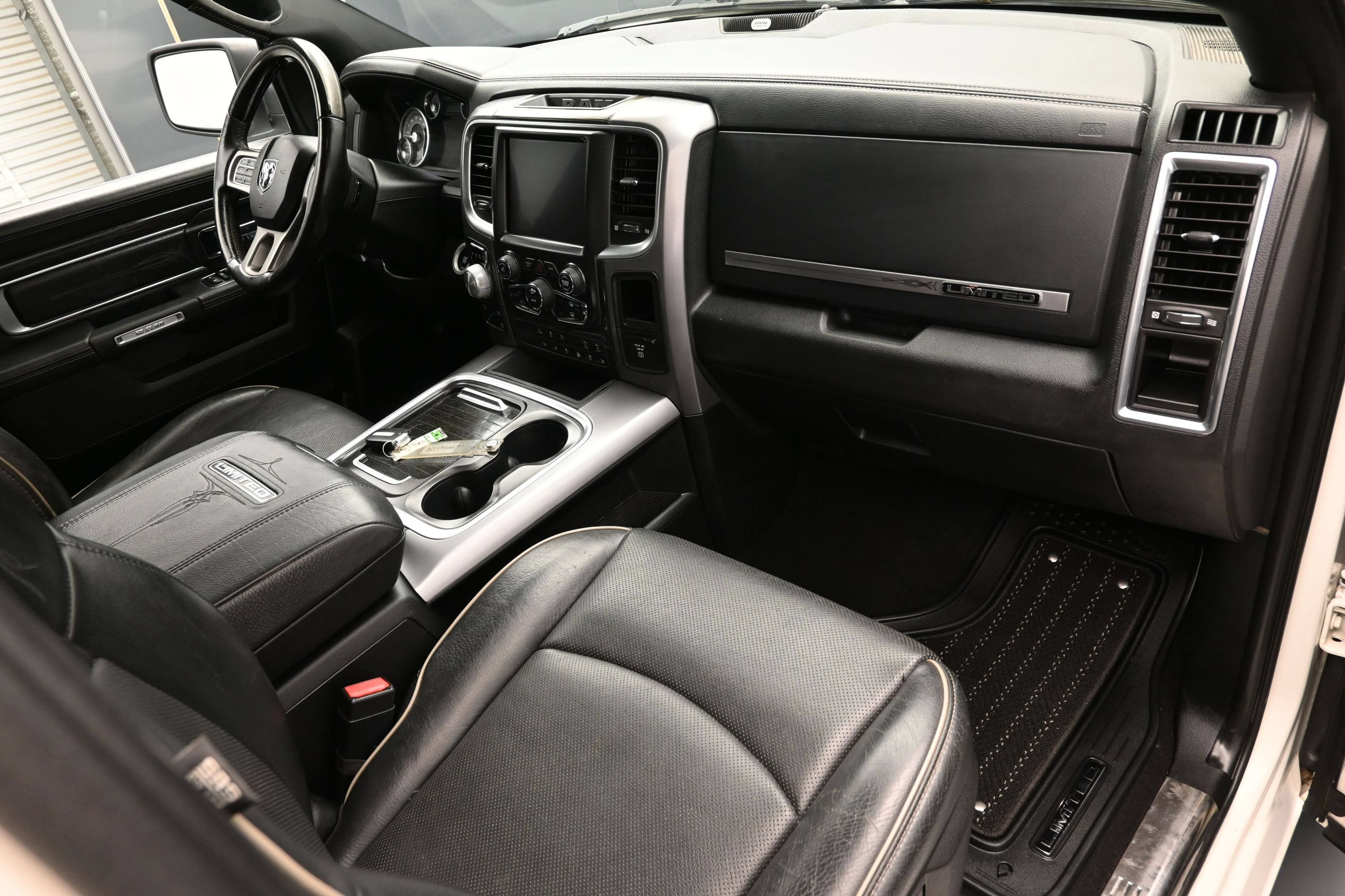 Used 2018 RAM 1500 Limited AWD/4WD image 41
