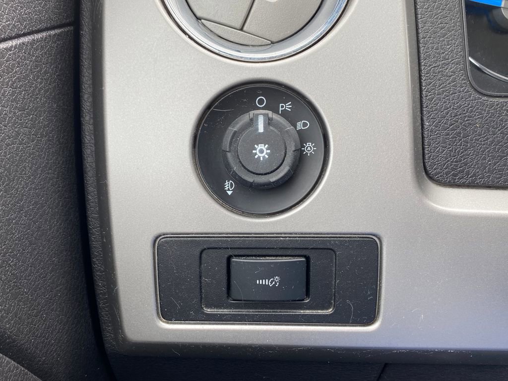 Used 2013 Ford F150 Lariat w/ Luxury Equipment Group AWD/4WD image 30
