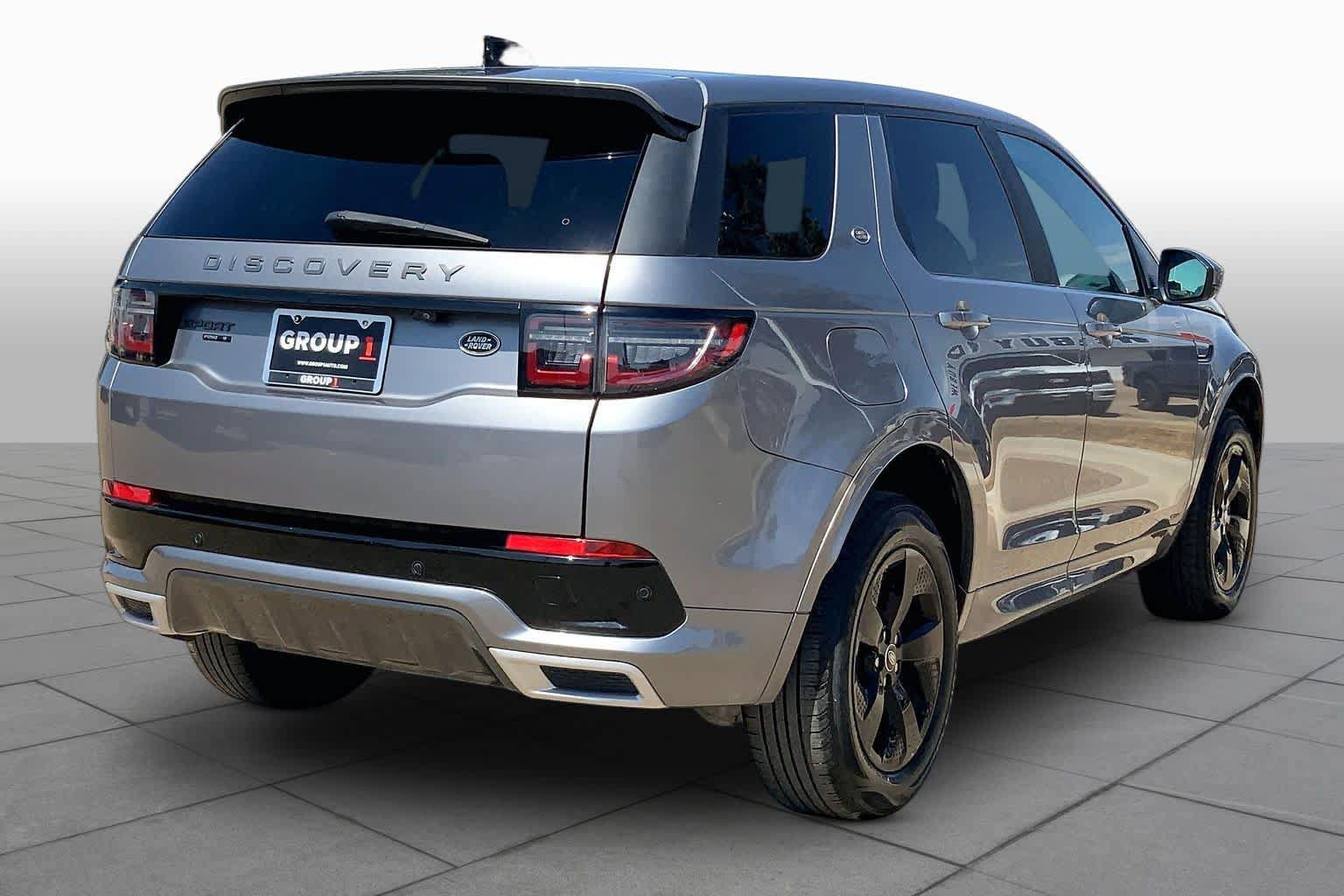 Used 2020 Land Rover Discovery Sport SE R-Dynamic AWD/4WD image 12