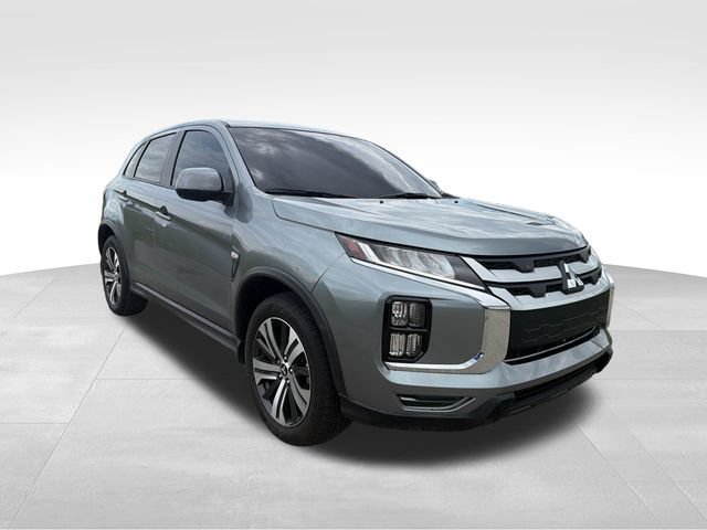 Used 2025 Mitsubishi Outlander Sport AWD image 3