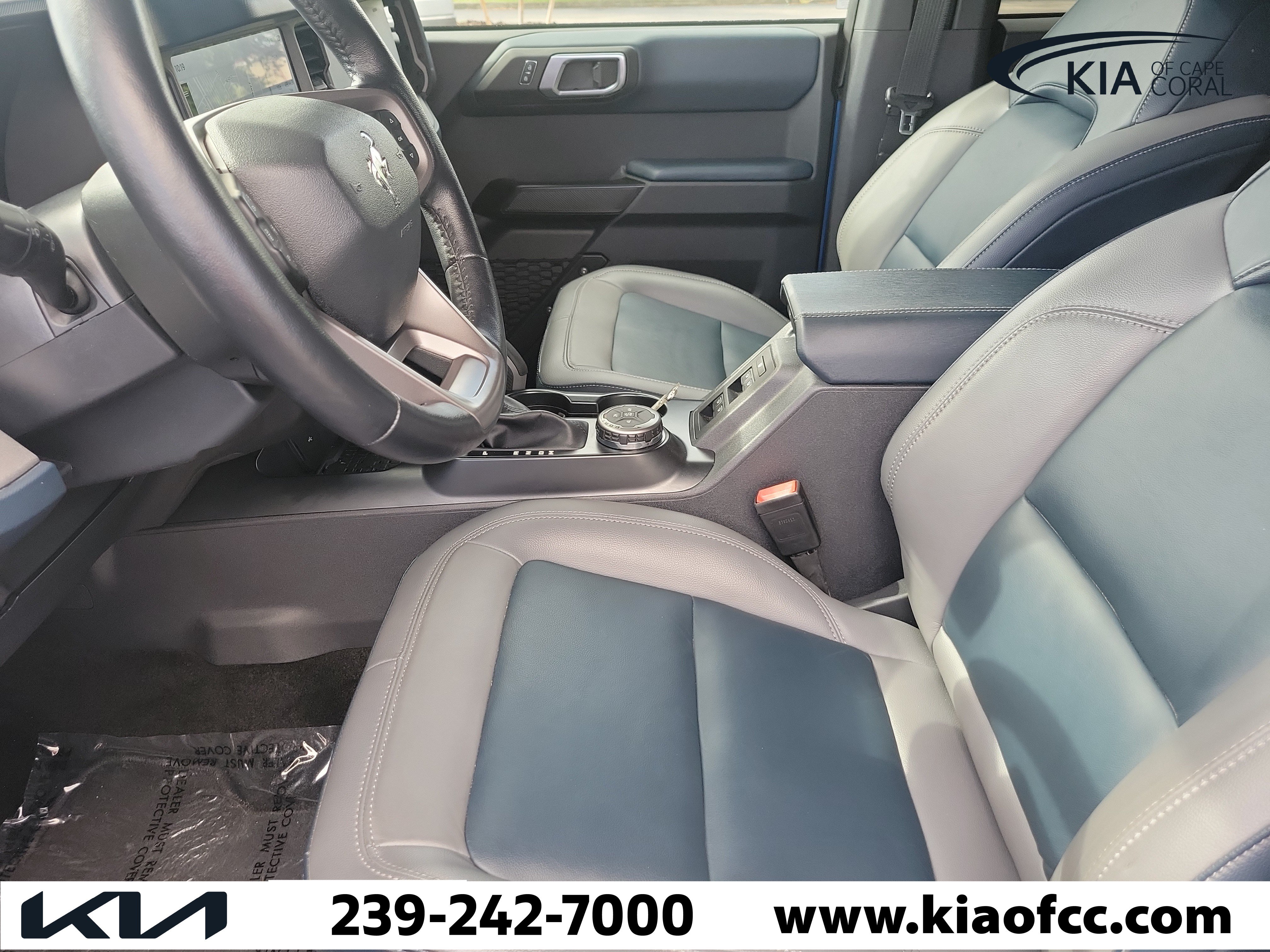 Used 2024 Ford Bronco Outer Banks AWD/4WD image 21