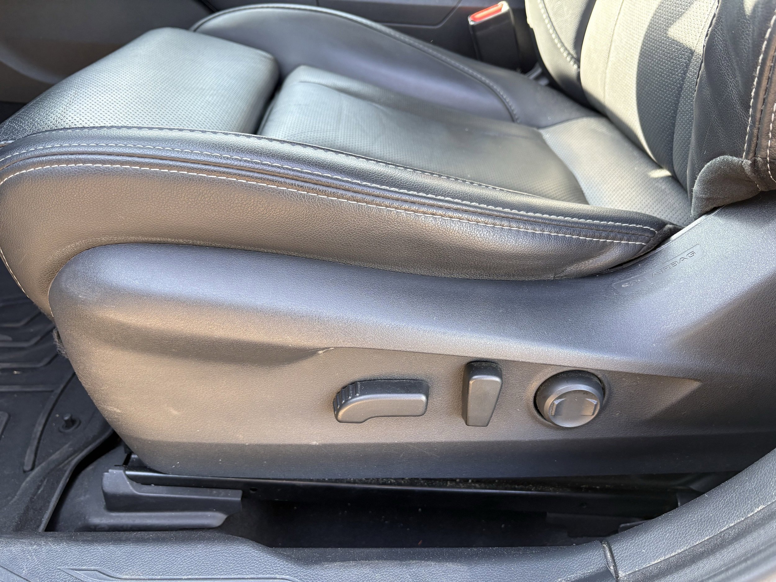 Used 2020 Subaru Outback Limited AWD/4WD image 28