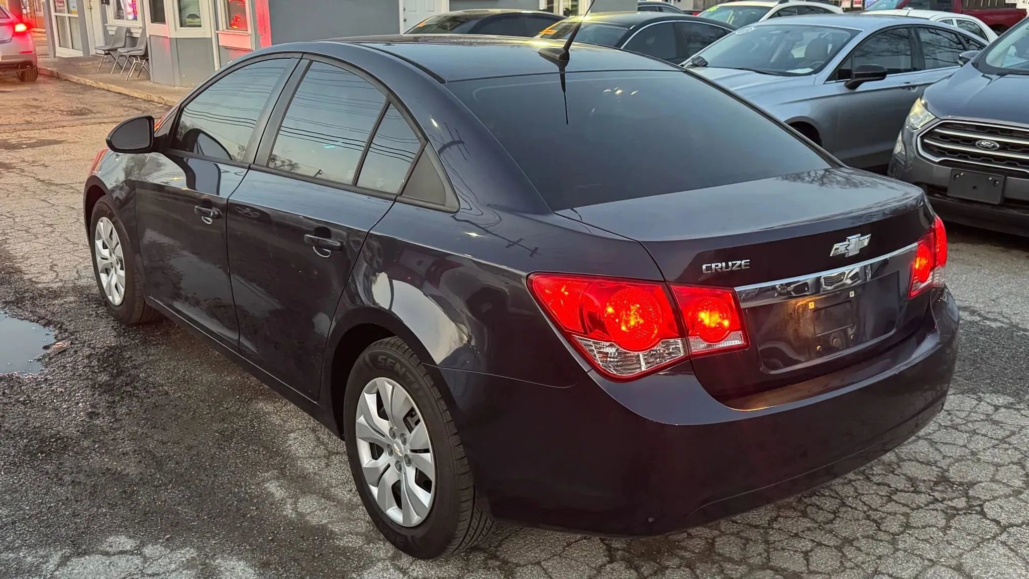 Used 2014 Chevrolet Cruze LS image 3
