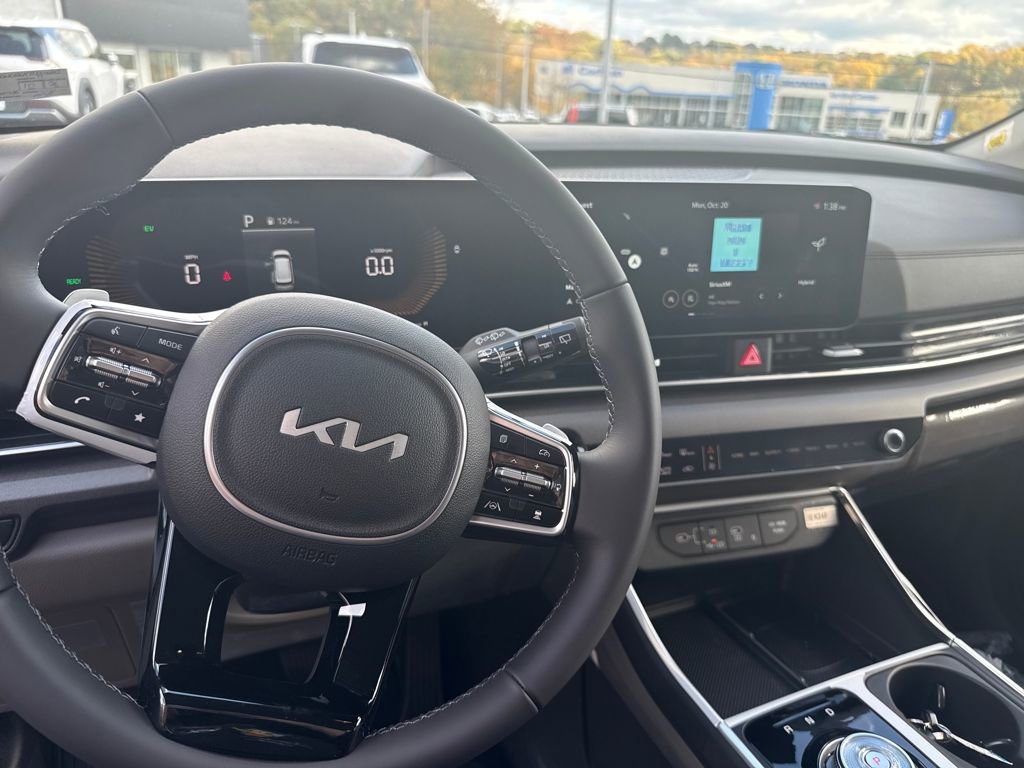 New 2026 Kia Carnival EX image 24