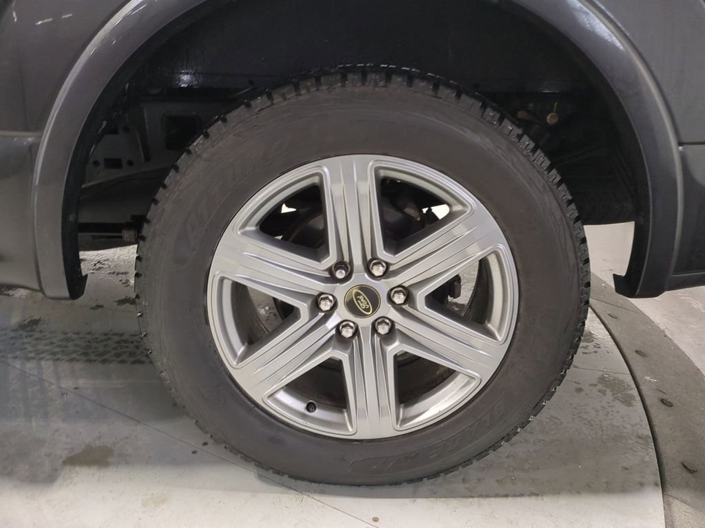 Used 2020 Ford F150 XLT w/ Equipment Group 302A Luxury image 17