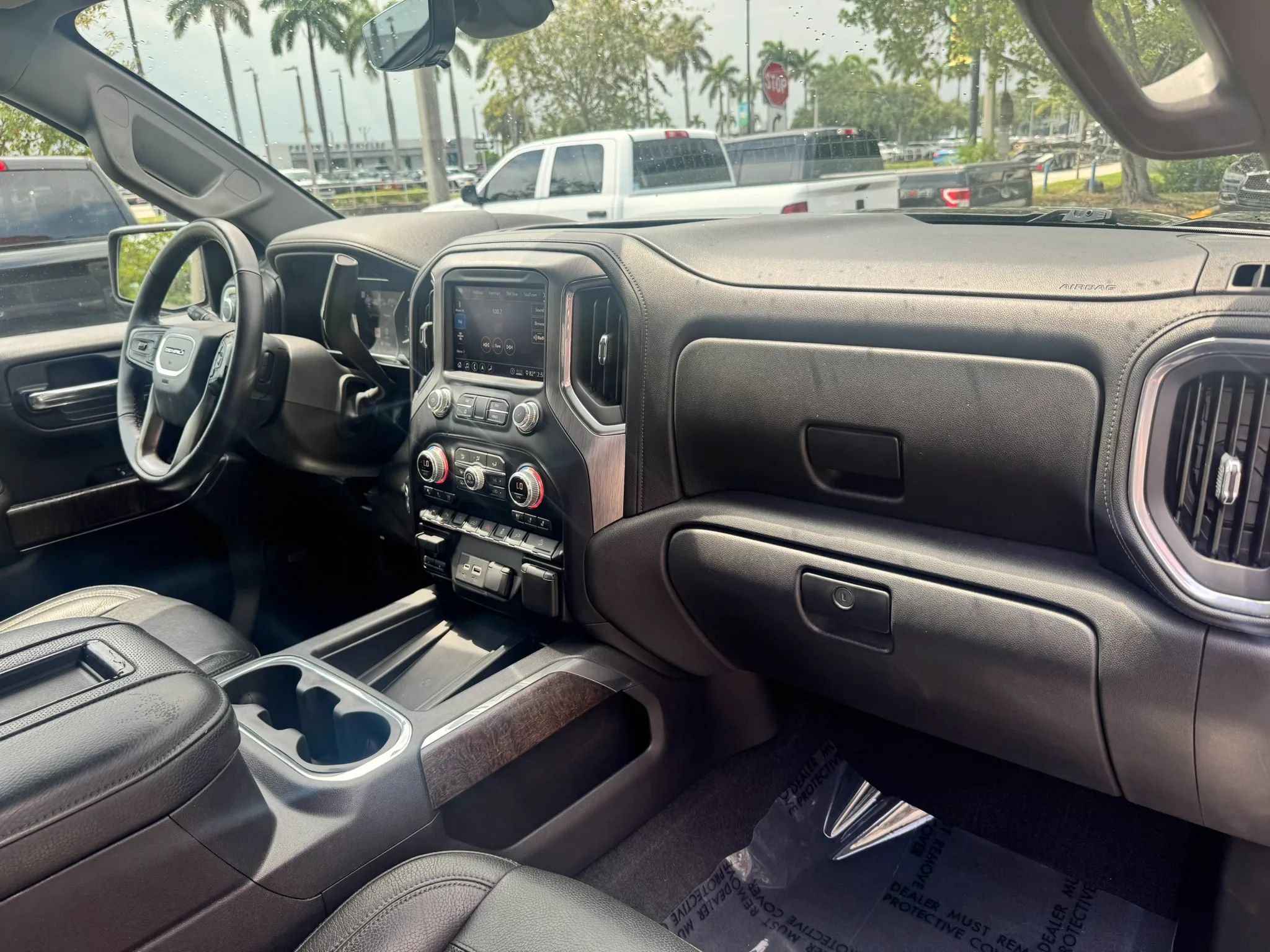 Used 2020 GMC Sierra 1500 Denali w/ Technology Package AWD/4WD image 21